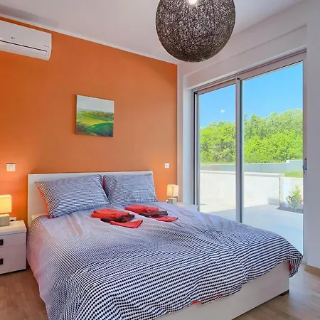 Anzela Holiday home Pula