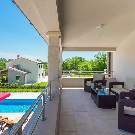 Holiday home Anzela *