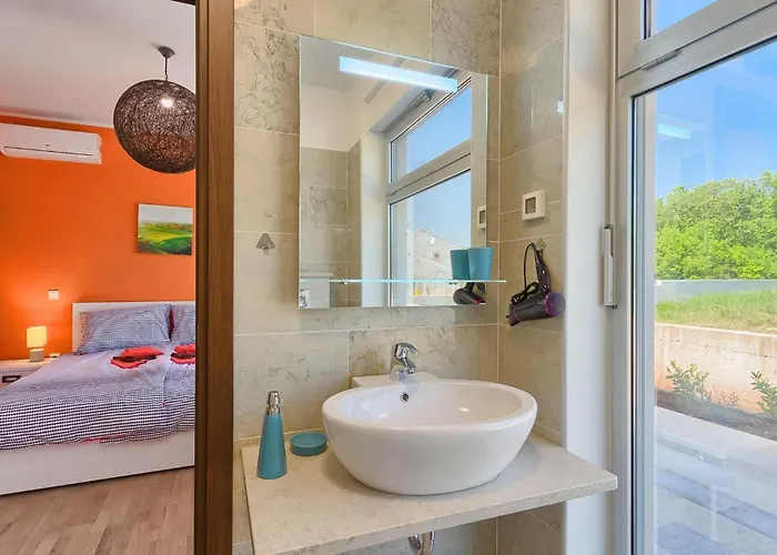 Будинок відпочинку Anzela Пула