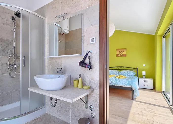 Anzela Будинок відпочинку *