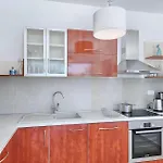 Anzela * Pula