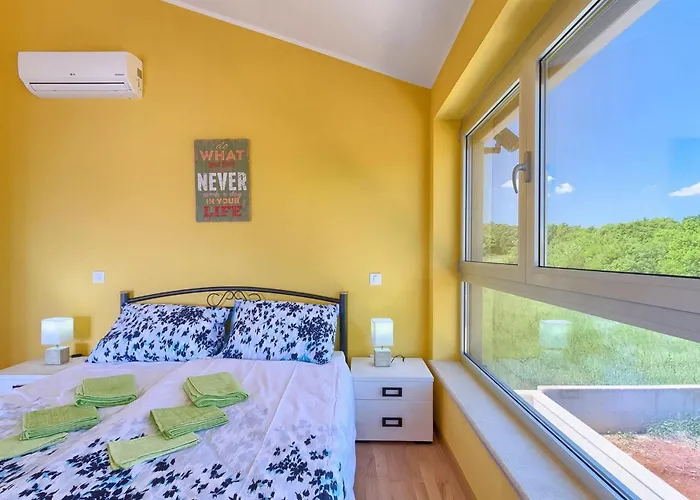 Anzela Holiday home